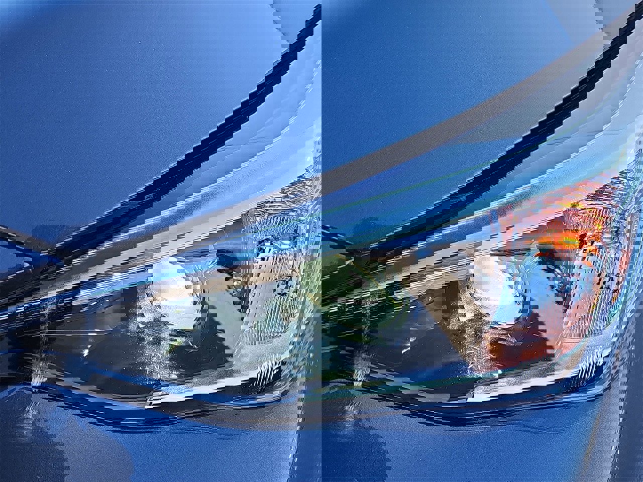 Certified 2024 Subaru Crosstrek 2.0i Premium image 31