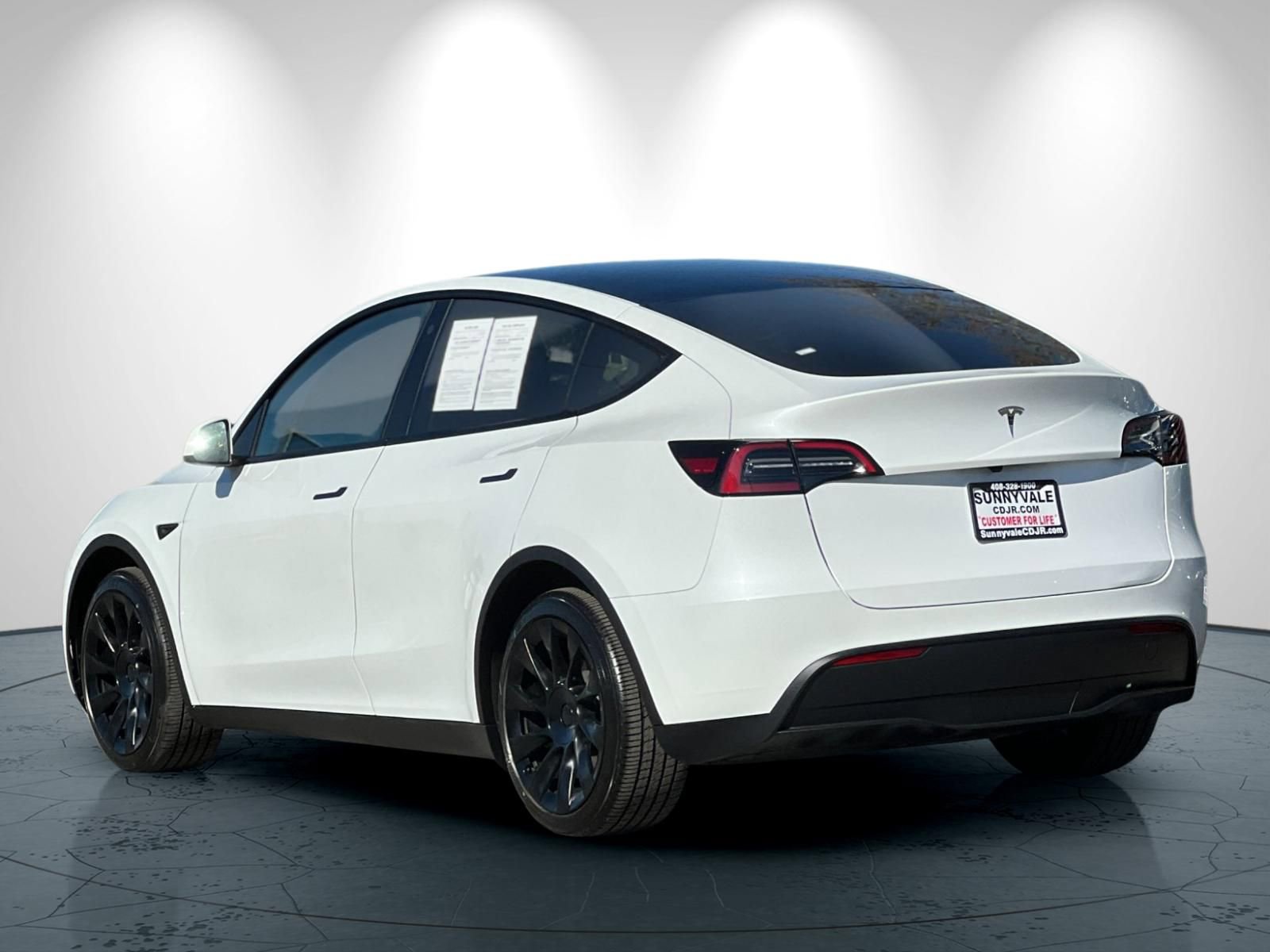 Used 2023 Tesla Model Y Long Range image 6