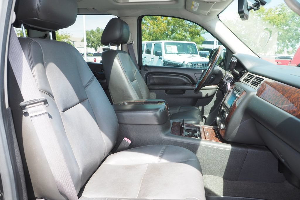 Used 2013 GMC Sierra 2500 Denali AWD/4WD image 18