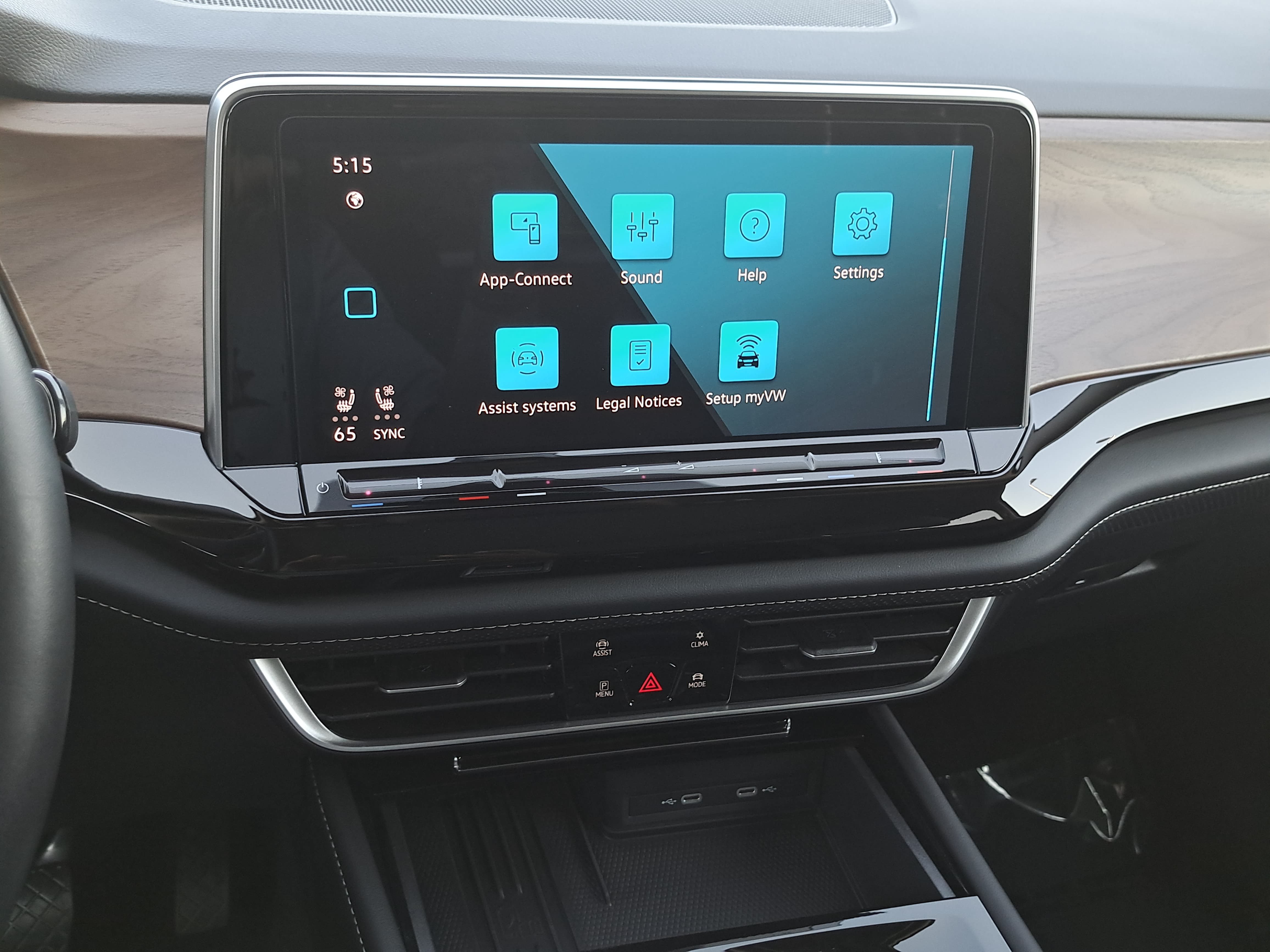 Certified 2026 Volkswagen Atlas SE w/ Panoramic Sunroof Package FWD image 22
