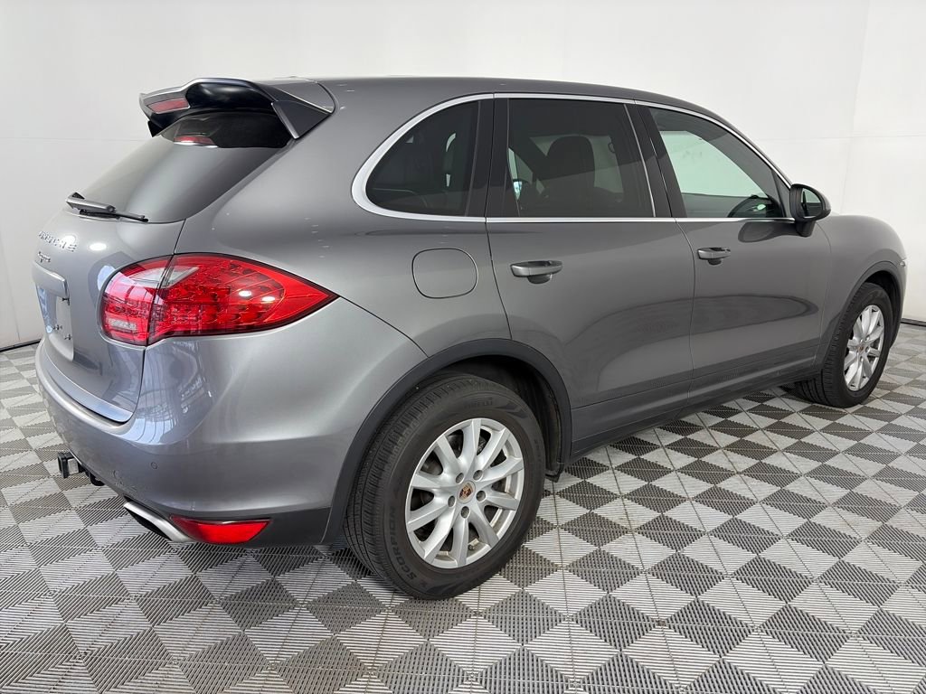 Used 2013 Porsche Cayenne image 7