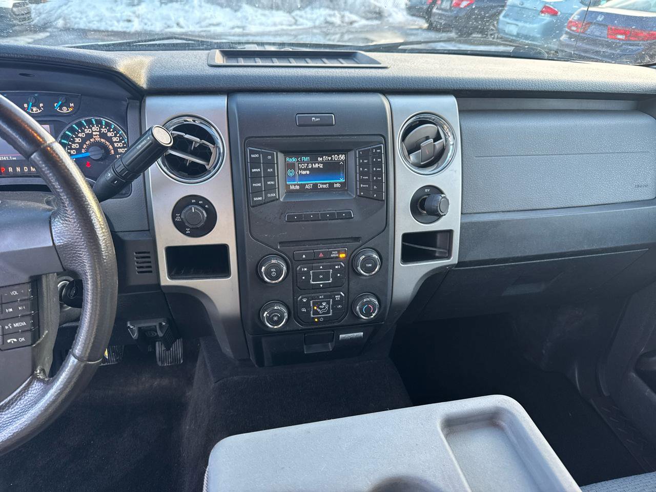 Used 2014 Ford F150 XLT w/ XLT Chrome Package image 10