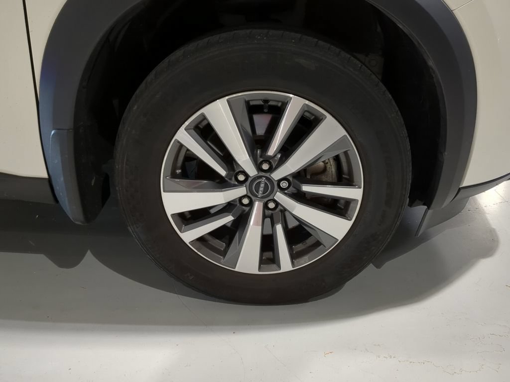 Used 2024 Nissan Pathfinder SL w/ Lighting Package (N92) AWD/4WD image 6