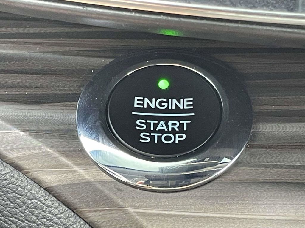 Certified 2021 Ford Explorer Limited w/ Equipment Group 301A image 25