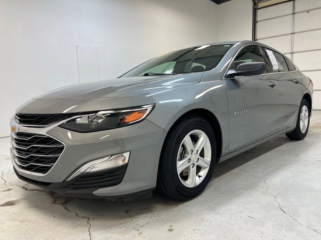 Used 2025 Chevrolet Malibu LS image 12