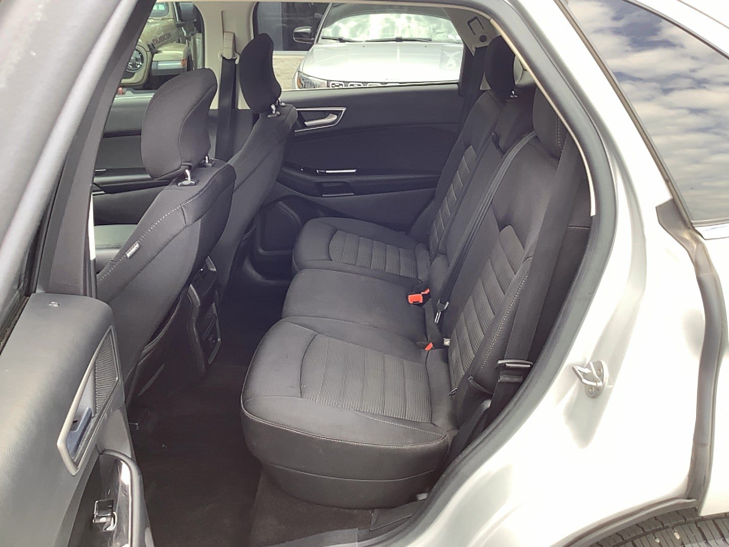 Used 2016 Ford Edge SEL AWD/4WD image 8