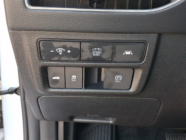 Certified 2023 Hyundai Sonata Limited FWD image 26