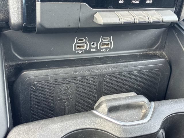 Used 2025 RAM 1500 Laramie AWD/4WD image 33