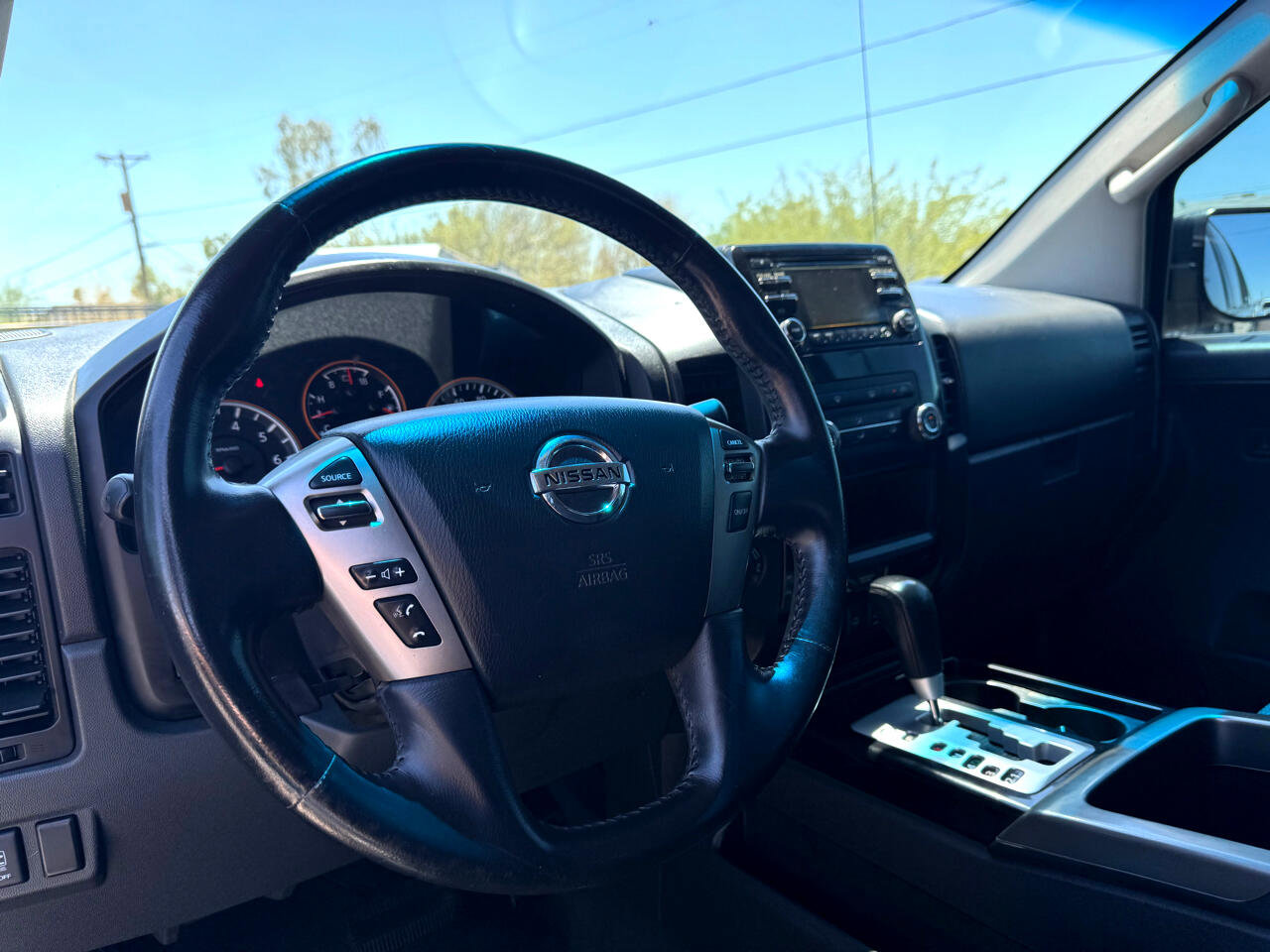 Used 2014 Nissan Titan SV w/ SV Value Truck Package image 27