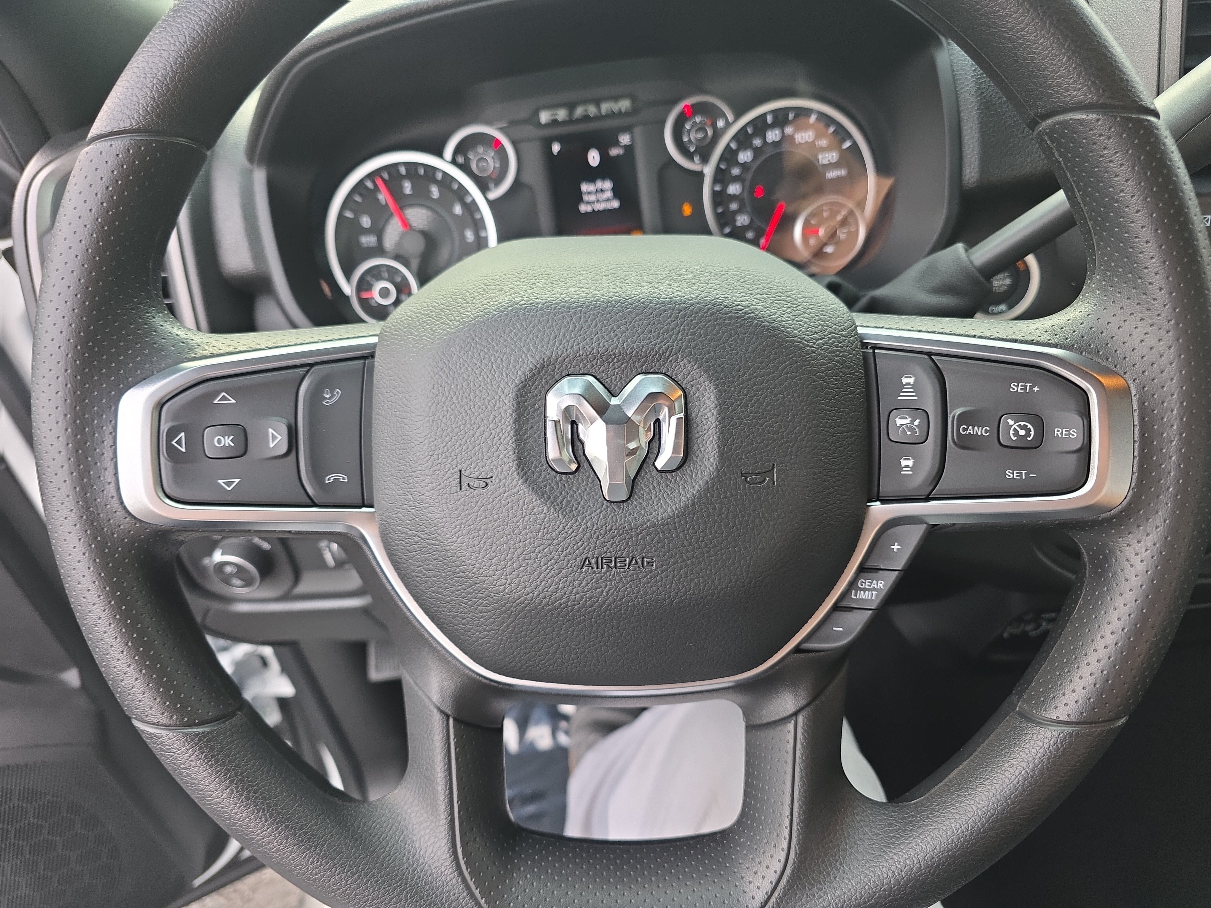 New 2026 RAM 2500 Tradesman AWD/4WD image 10