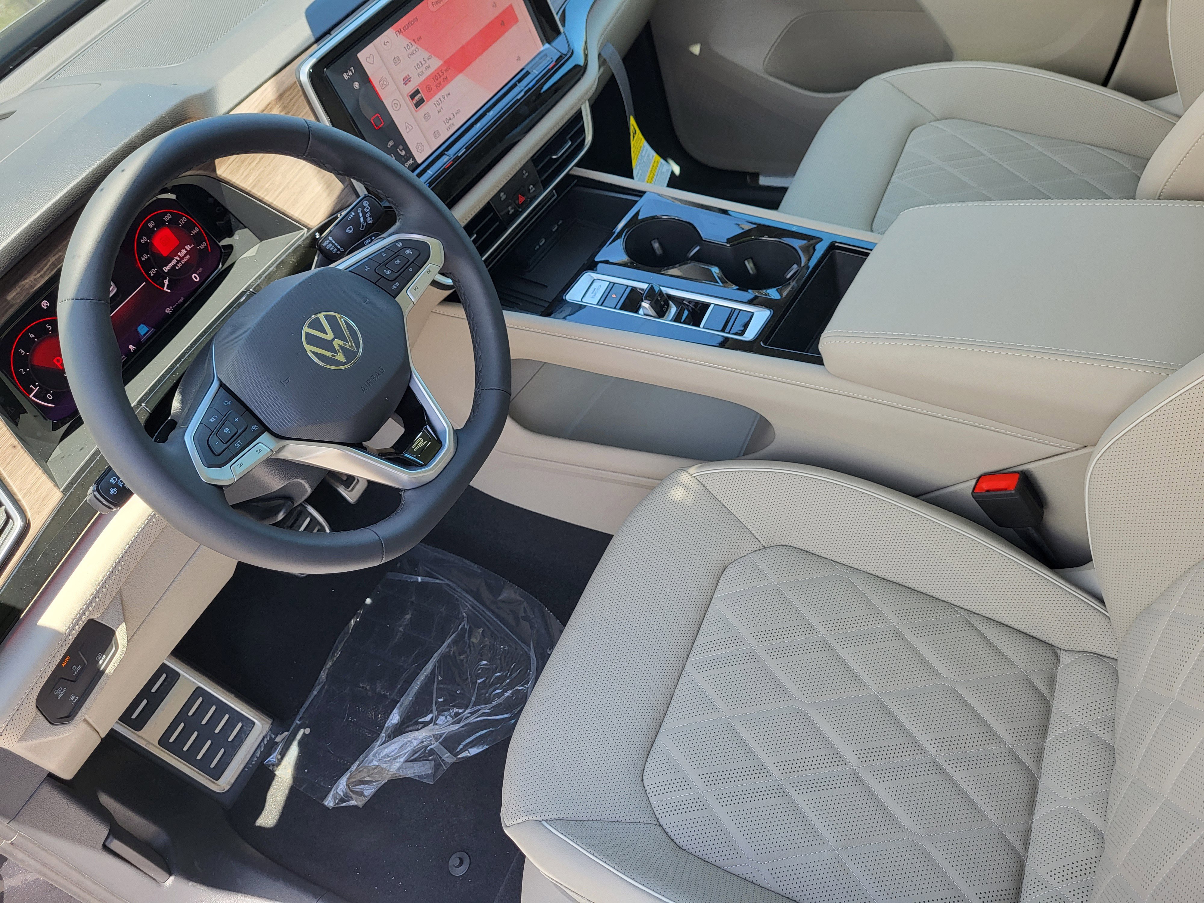 New 2025 Volkswagen Atlas SEL Premium R-Line image 15