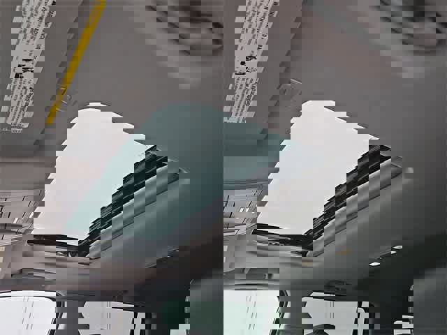 Certified 2020 GMC Yukon XL SLT image 25