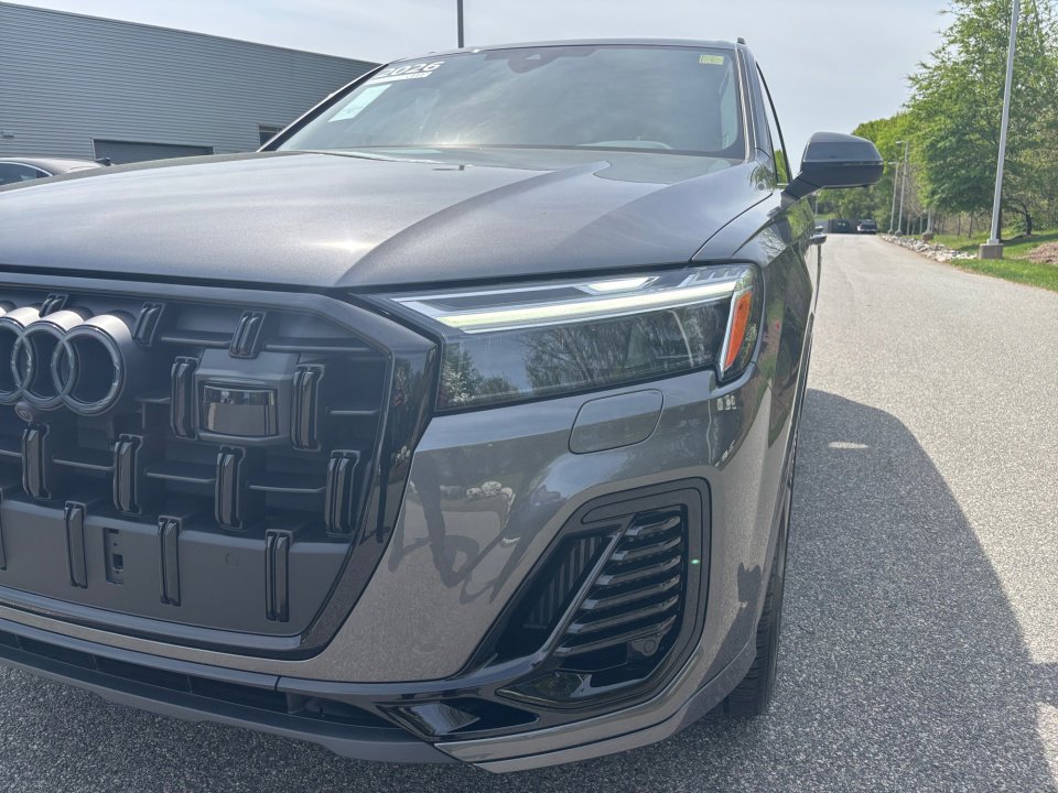 Certified 2026 Audi Q7 3.0T Premium Plus image 26