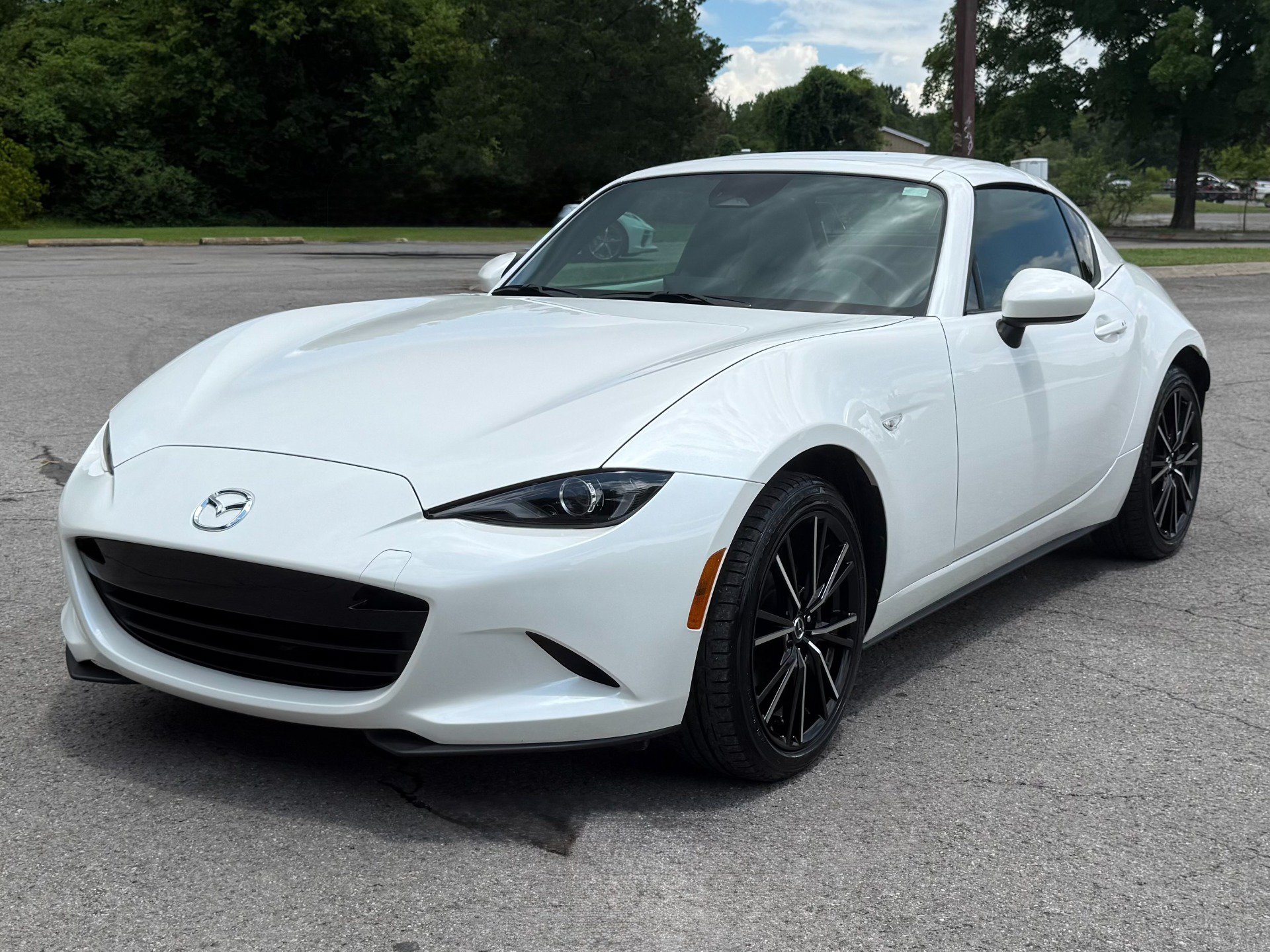 Used 2025 MAZDA MX-5 Miata RF Grand Touring RWD image 11