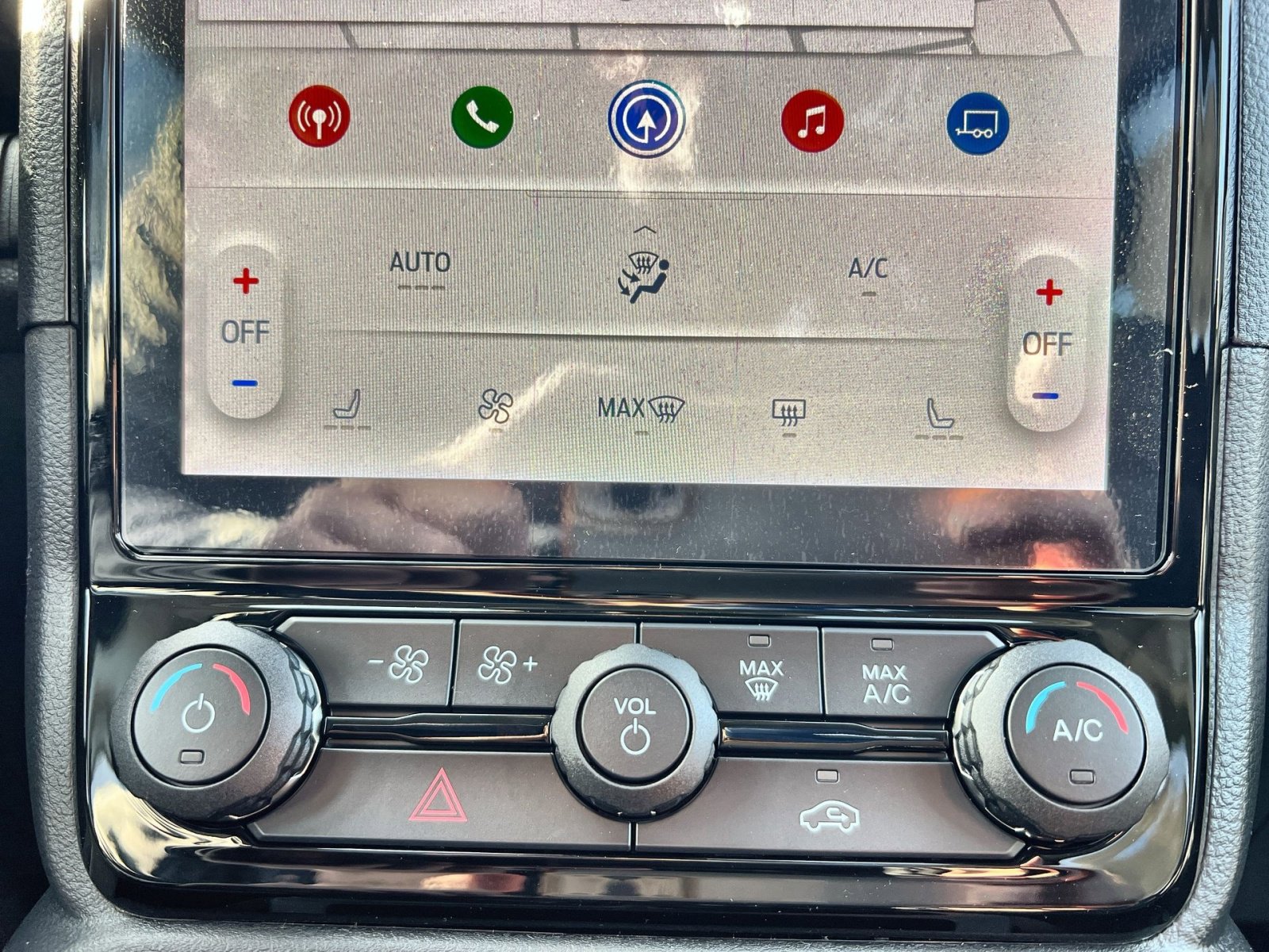 New 2025 Ford Ranger XLT w/ Equipment Group 301A High image 21