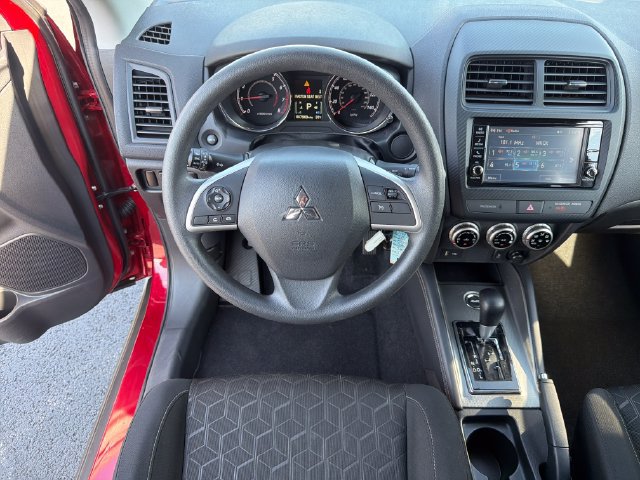 Used 2024 Mitsubishi Outlander Sport ES AWD/4WD image 15