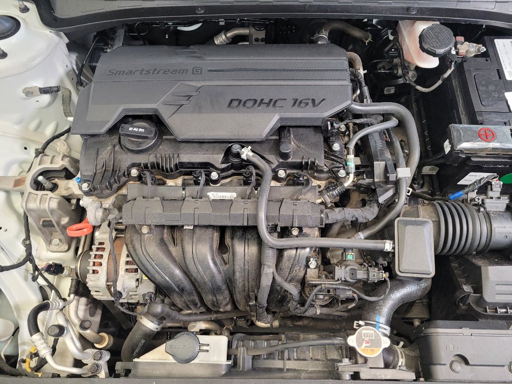 Used 2021 Hyundai Elantra SEL FWD image 30