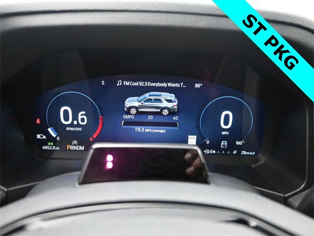Used 2025 Ford Explorer ST image 7