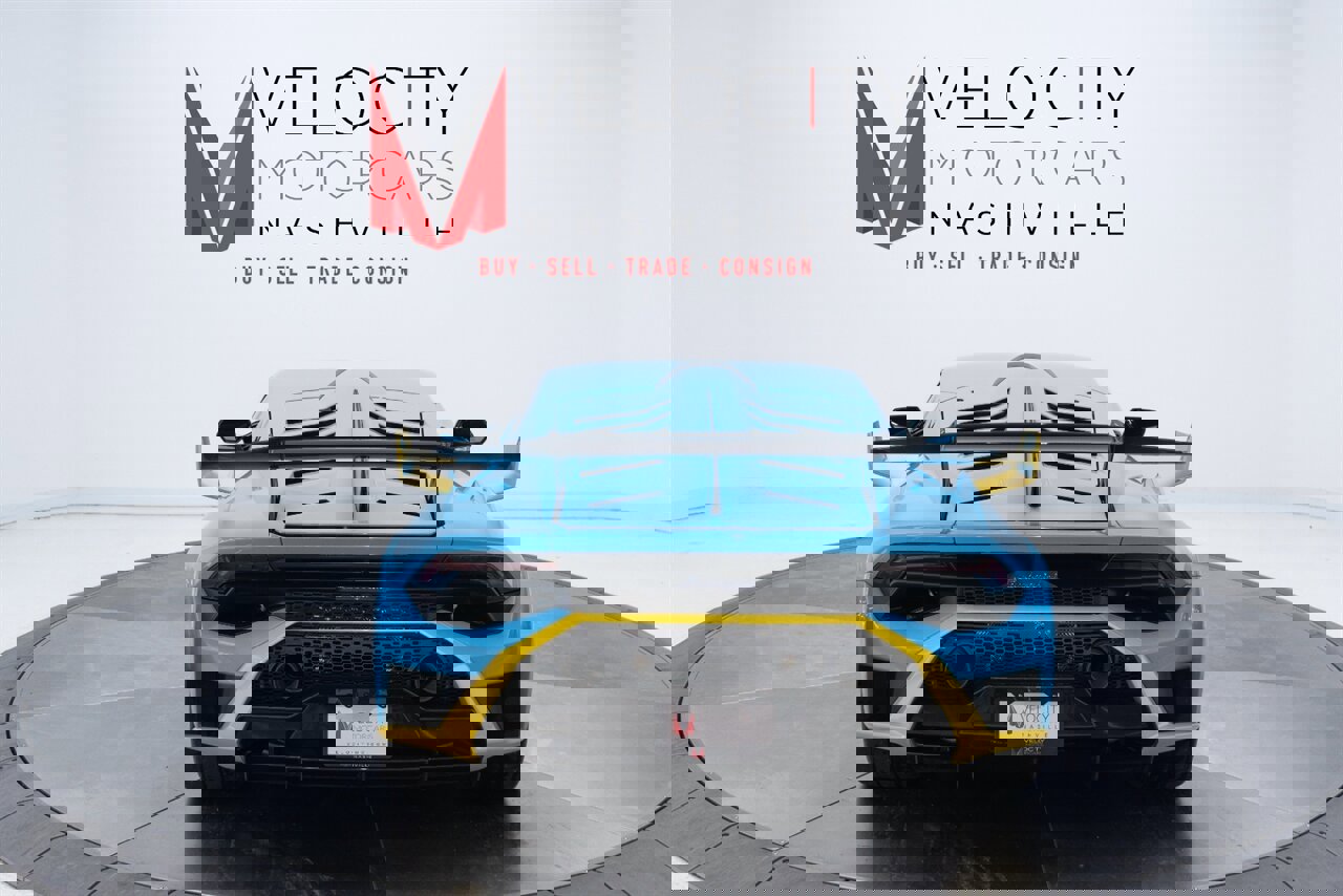 Used 2023 Lamborghini Huracan STO image 15