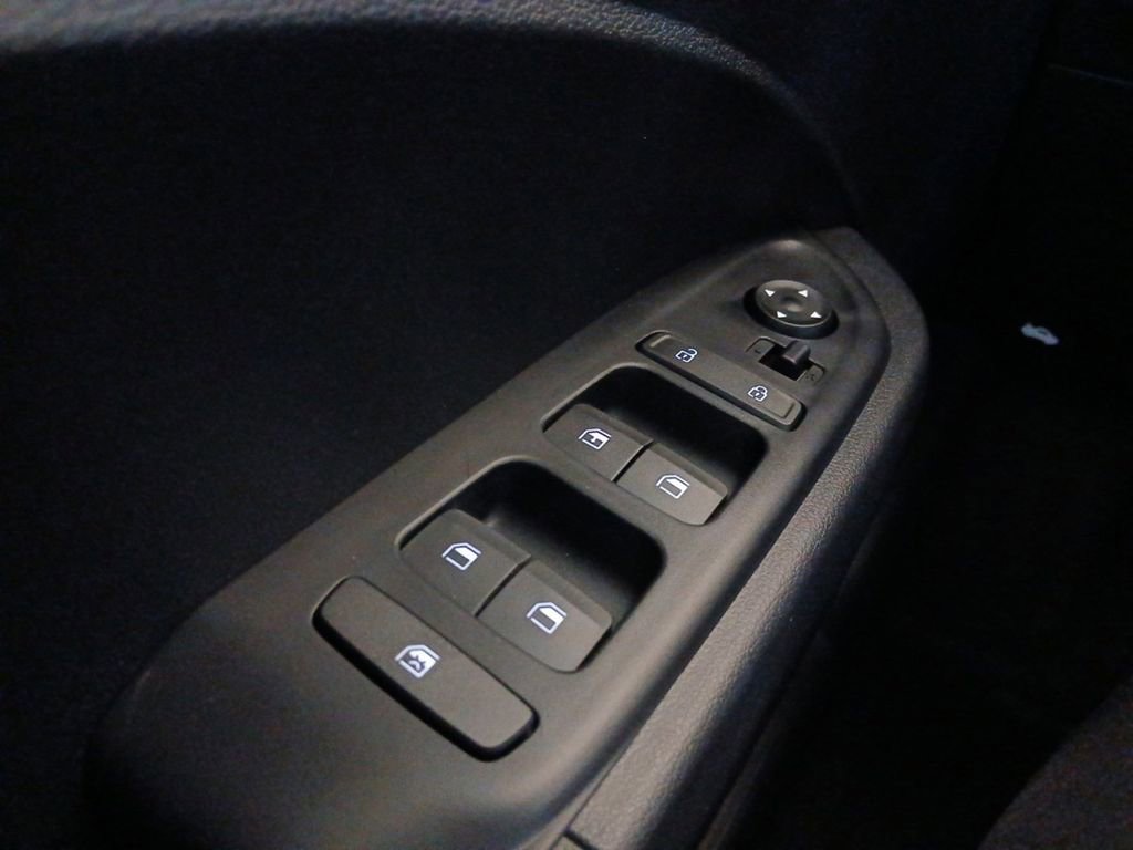 New 2026 Hyundai Venue SE FWD image 16