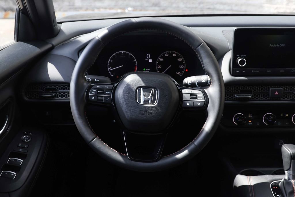Used 2025 Honda HR-V Sport image 26
