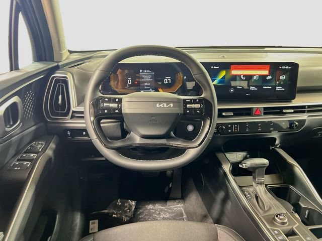 New 2026 Kia Sorento LX FWD image 21