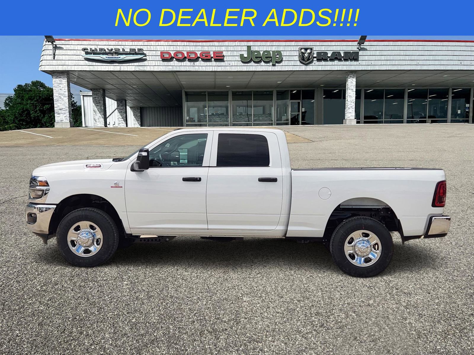 New 2026 RAM 2500 Tradesman w/ Chrome Appearance Group AWD/4WD image 3