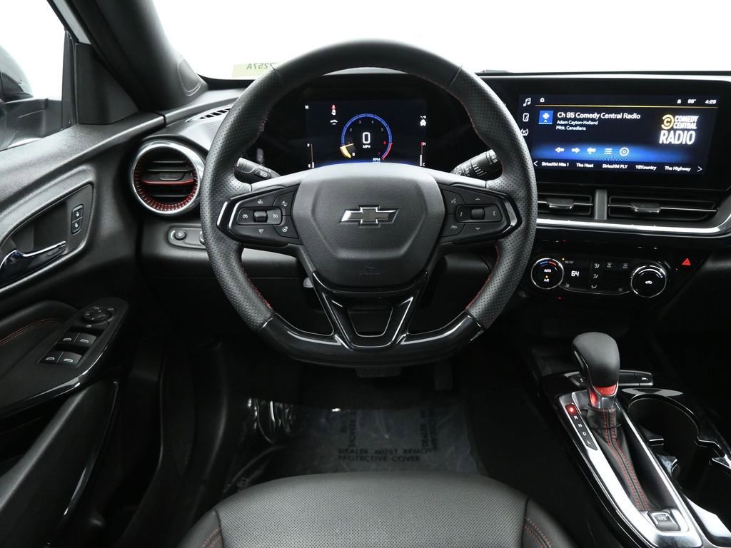 Used 2024 Chevrolet Trax RS w/ Sunroof Package image 28