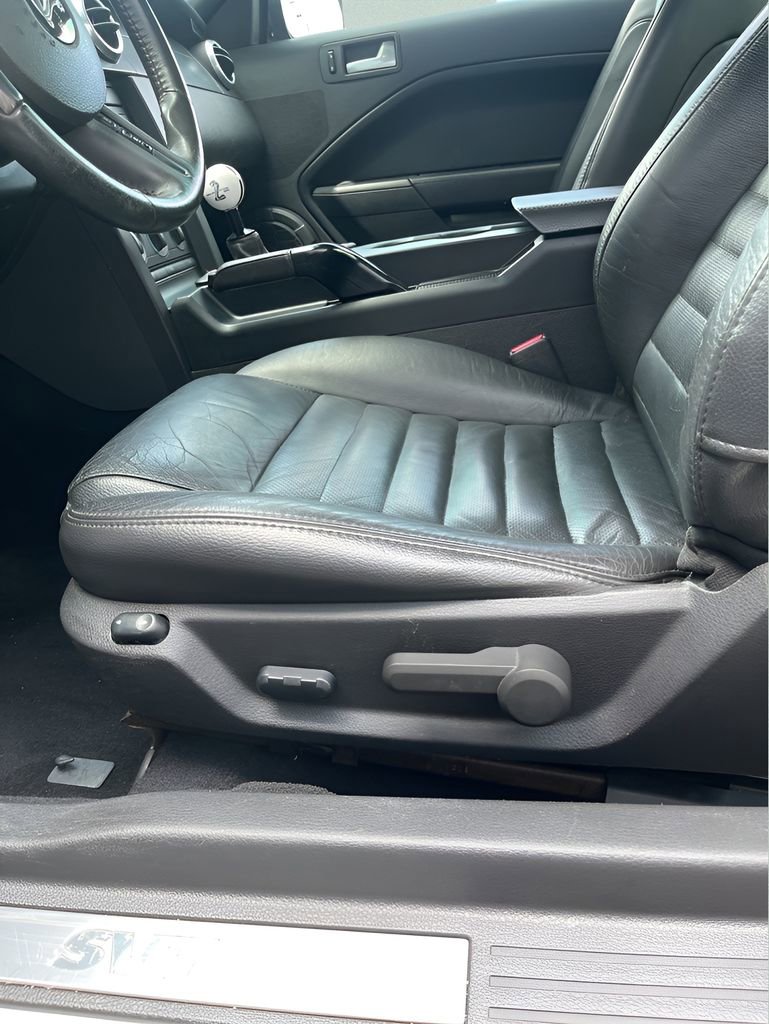 Used 2009 Ford Mustang Shelby GT500 image 12