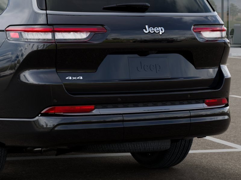 New 2026 Jeep Grand Cherokee L Limited AWD/4WD image 13
