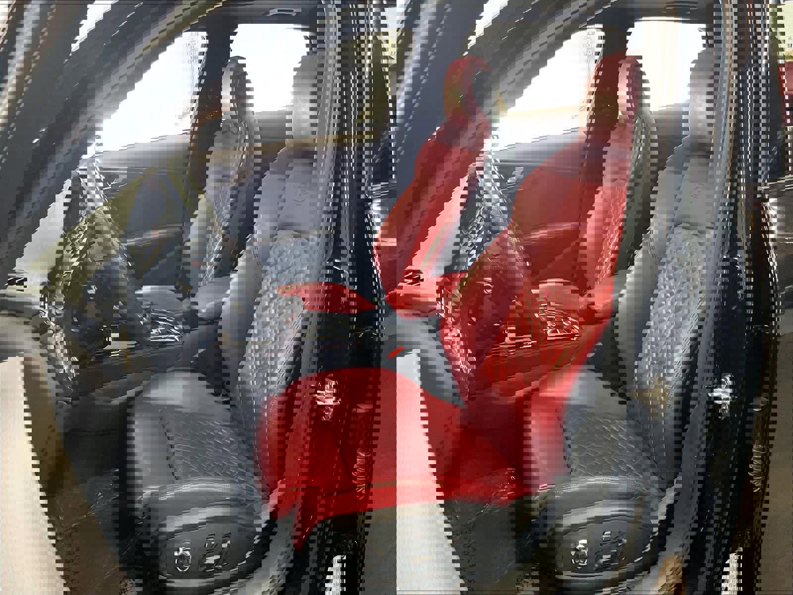 Used 2023 Audi S4 Premium Plus w/ Premium Plus Package image 25