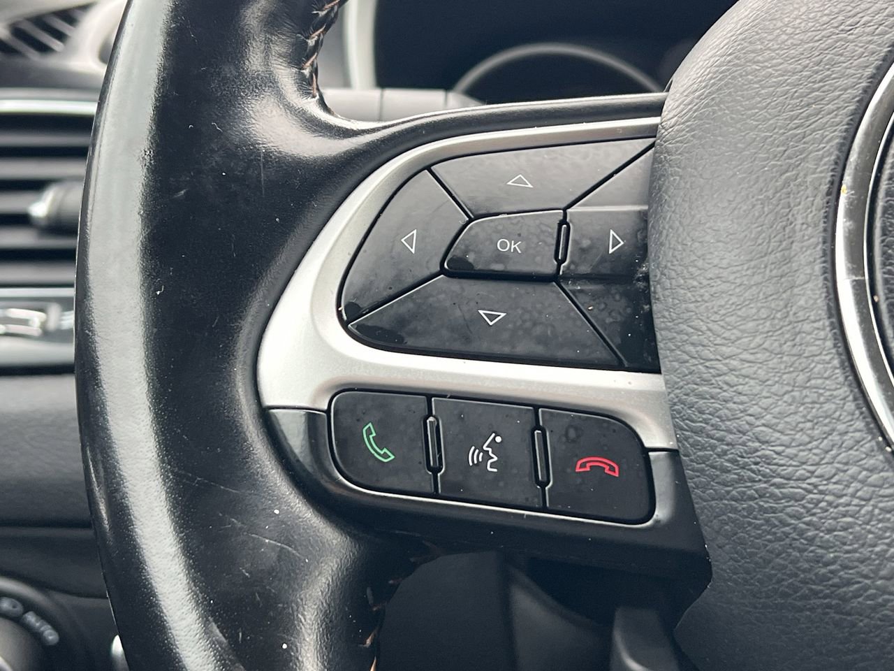 Used 2021 Jeep Compass Limited image 14