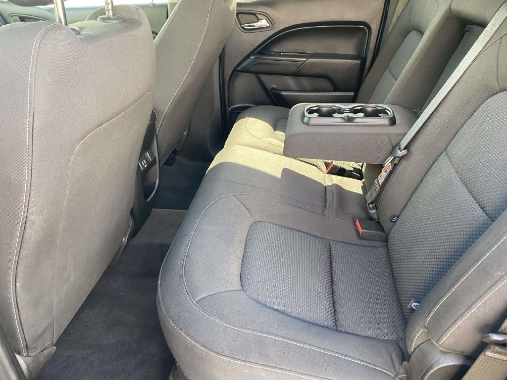Used 2019 Chevrolet Colorado LT AWD/4WD image 14