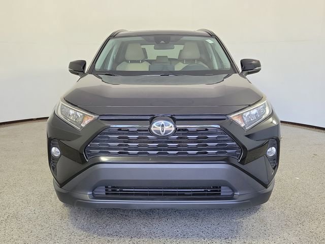 Used 2020 Toyota RAV4 XLE w/ Convenience Package FWD image 3