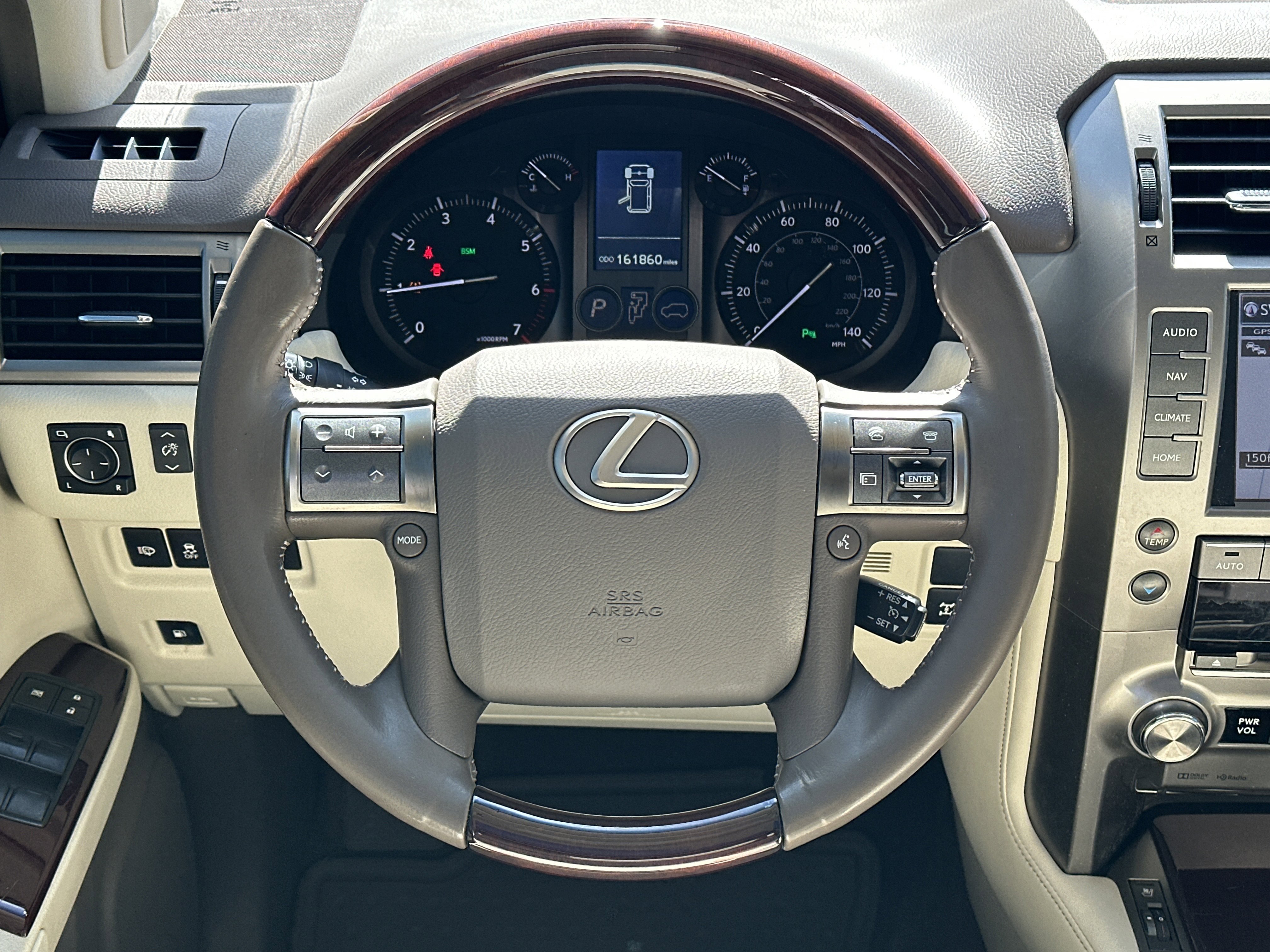 Used 2016 Lexus GX 460 w/ Premium Package image 26