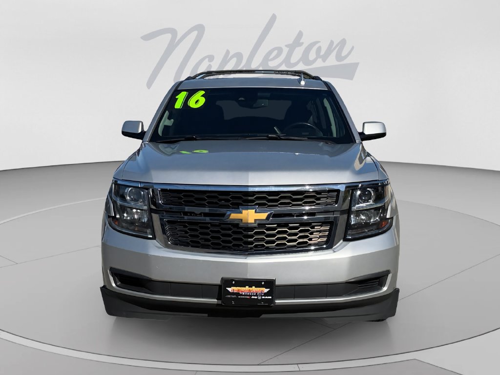 Used 2016 Chevrolet Suburban LT AWD/4WD image 9