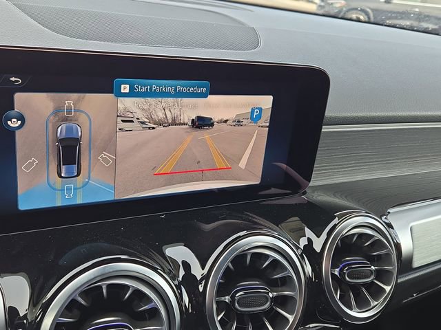 New 2026 Mercedes-Benz GLB 250 4MATIC image 13