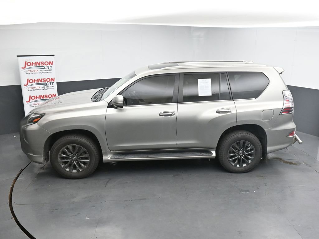 Used 2021 Lexus GX 460 Premium w/ Premium Package image 13