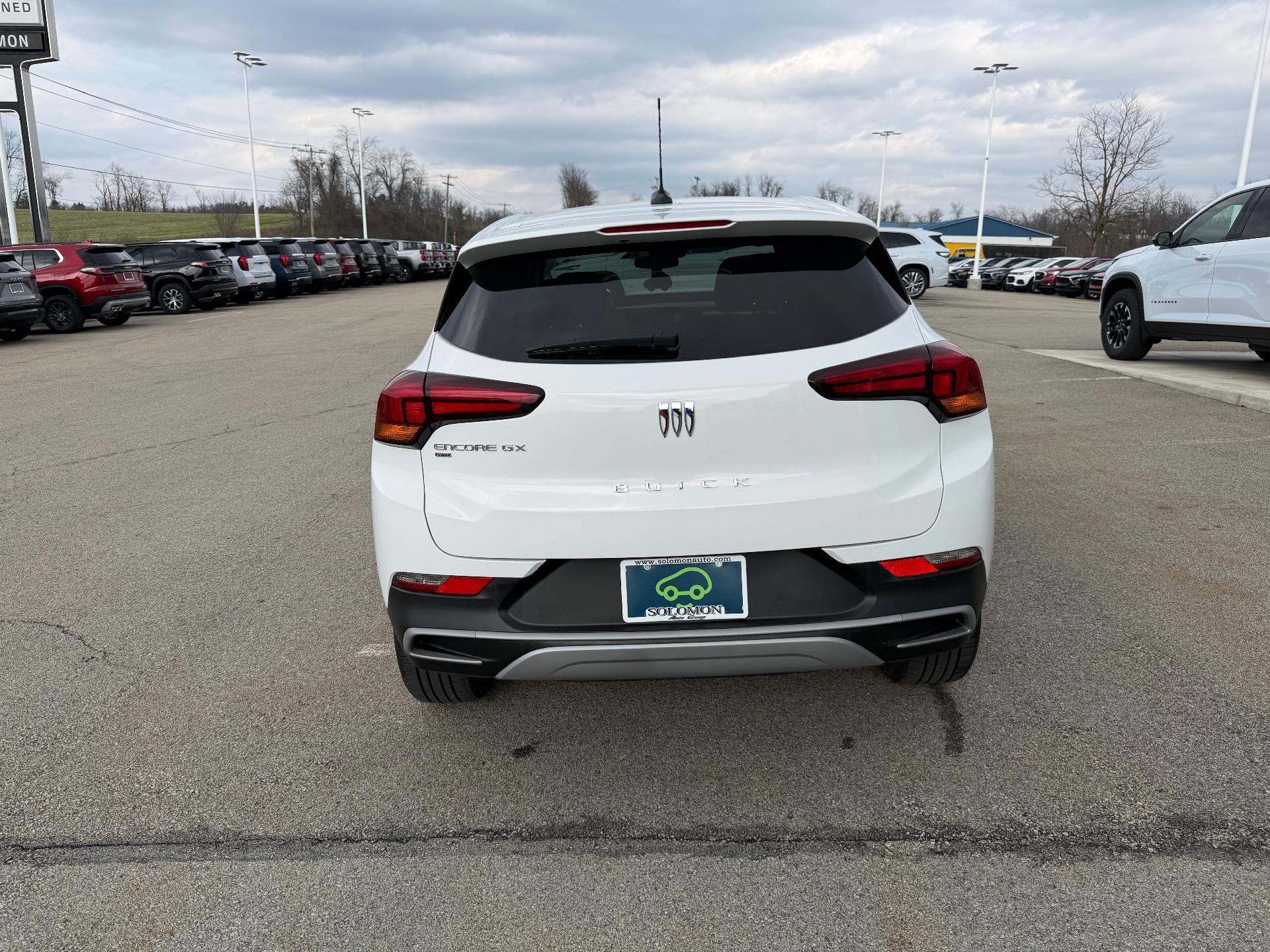 Certified 2024 Buick Encore GX Preferred w/ Comfort Package image 5