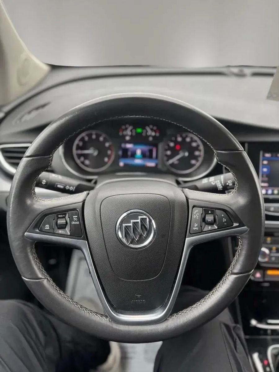Used 2022 Buick Encore Preferred w/ Safety Package AWD/4WD image 15