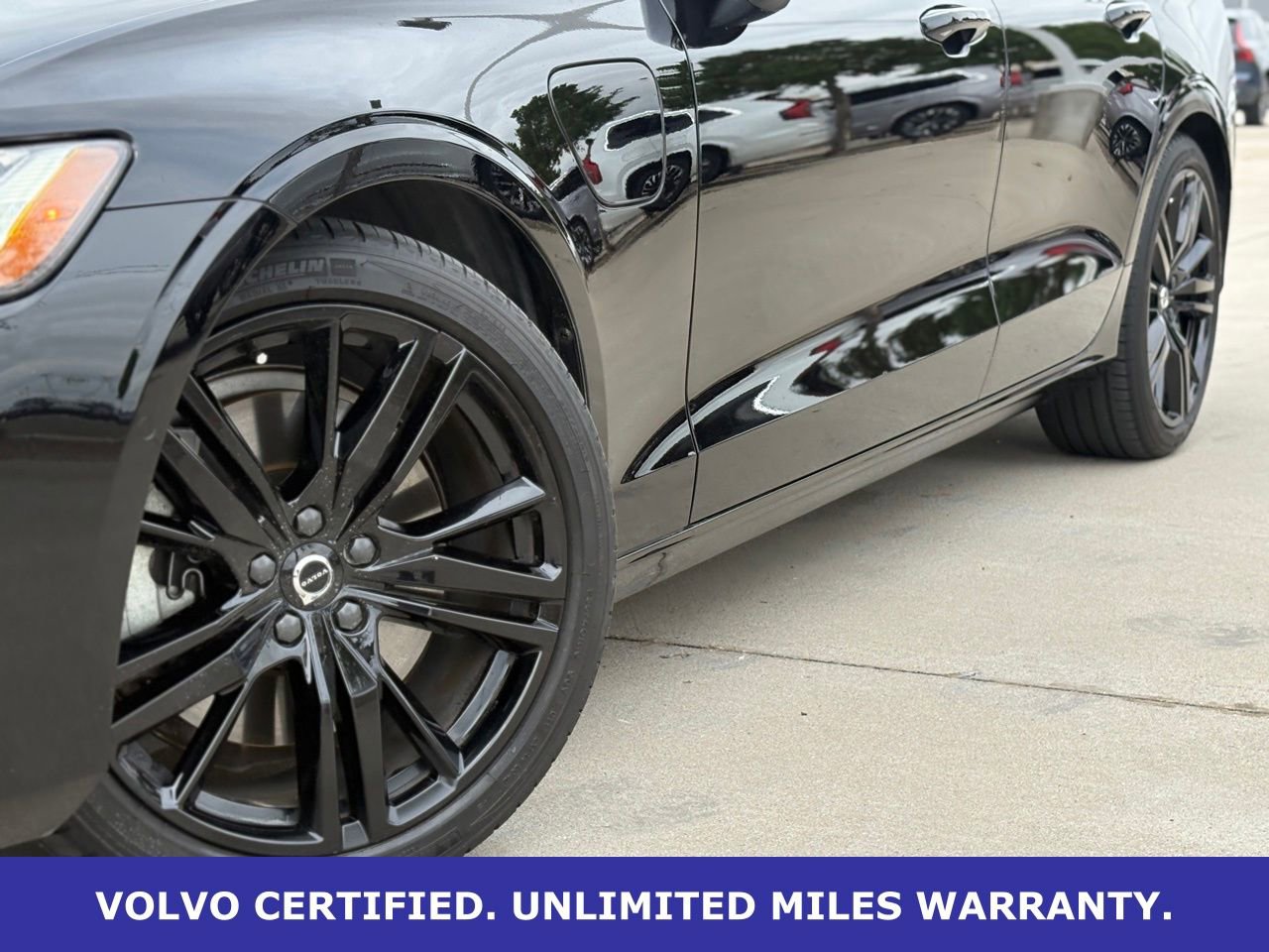 Certified 2023 Volvo S60 T8 Plus w/ Protection Package Premier image 11