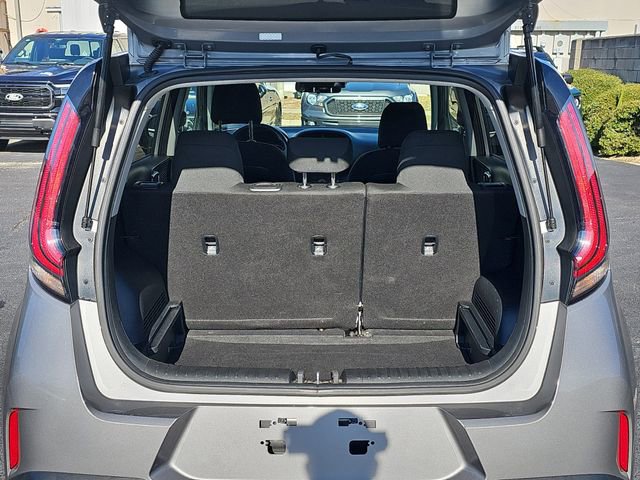 Used 2023 Kia Soul LX w/ Option Group 015 image 12