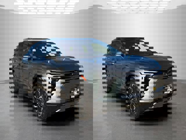 New 2026 Chevrolet Blazer EV LT image 2