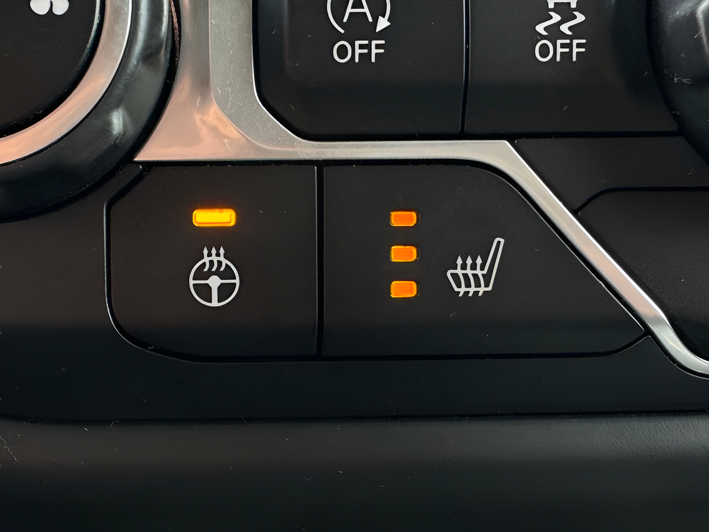 Used 2018 Jeep Wrangler Unlimited Sport S AWD/4WD image 29