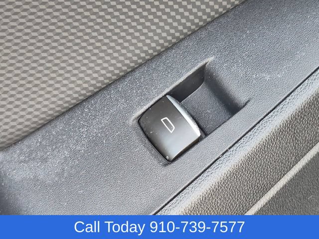 Used 2026 Chevrolet Equinox RS w/ Convenience Package III FWD image 30