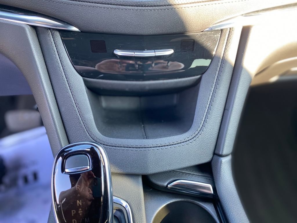 Used 2025 Cadillac XT5 Premium Luxury image 24