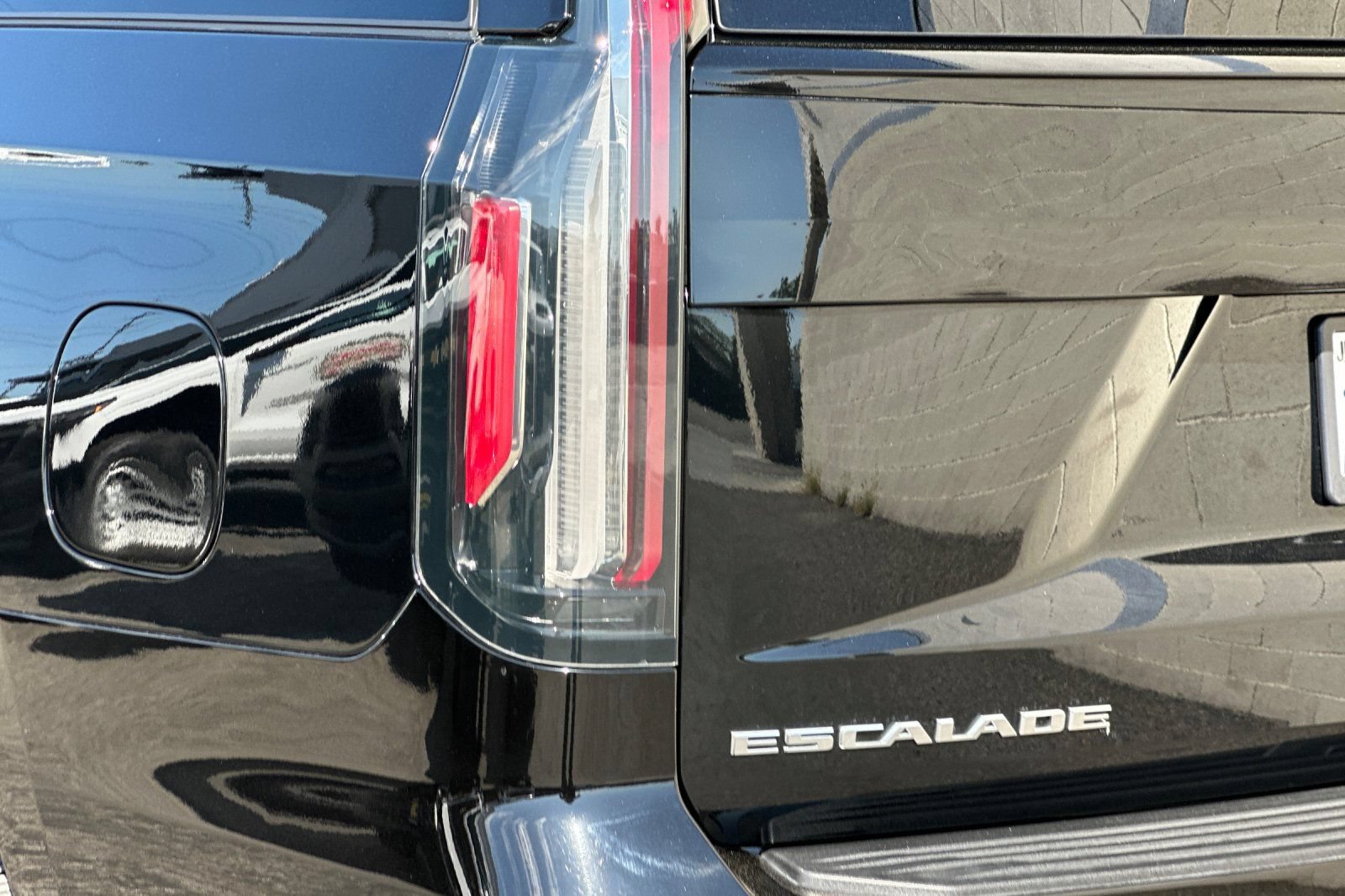 Certified 2024 Cadillac Escalade ESV Sport w/ Touring Package RWD image 40