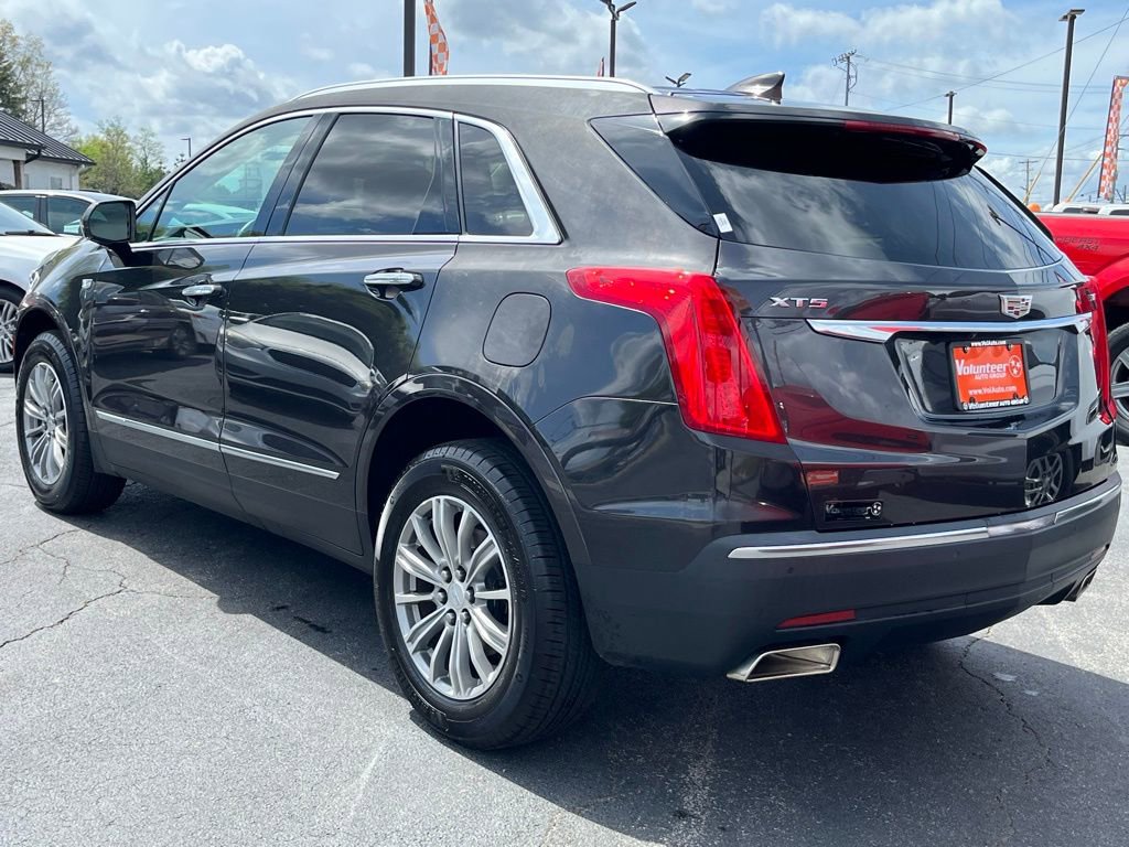 Used 2017 Cadillac XT5 Luxury FWD image 6