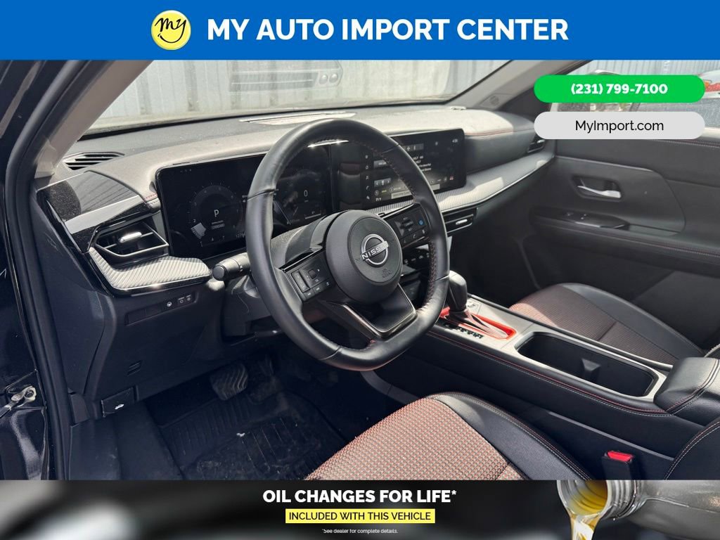 Used 2025 Nissan Kicks SR w/ Illumination Package AWD/4WD image 10