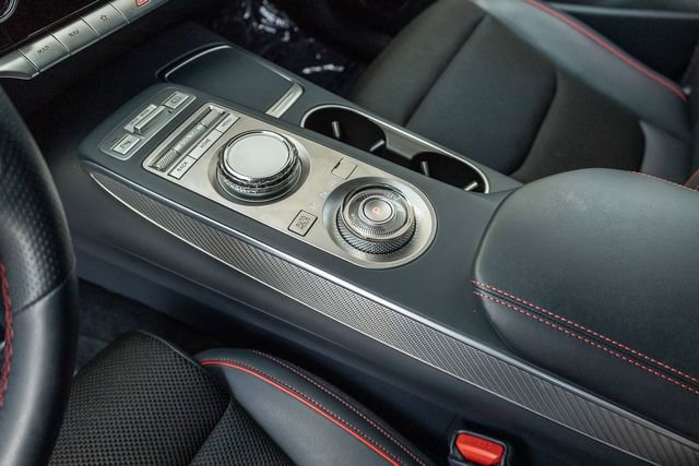 Used 2023 Genesis GV70 2.5T w/ Sport Prestige Package image 11